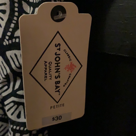 St Johns Bay PXL Cotton batik short sleeve top NWT - Picture 6 of 8